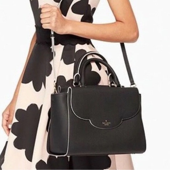 Full Size Kate Spade Leewood Place Leather Crossbody Bag Tote Black Scallops - Picture 9 of 10